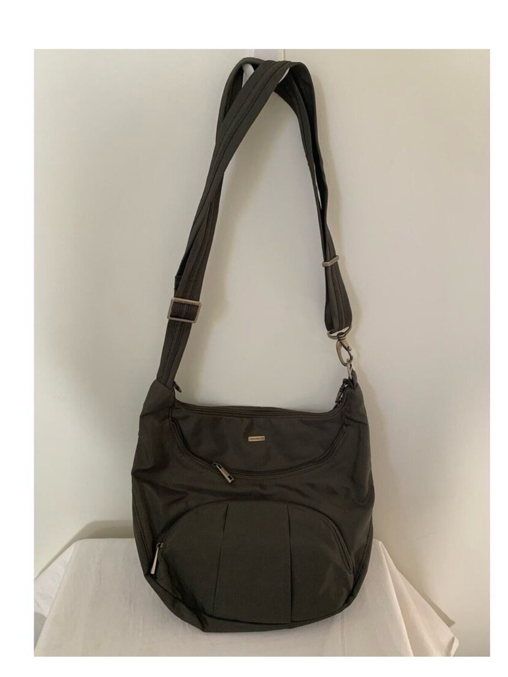 Travelon beautiful crossbody crossbody NWOT